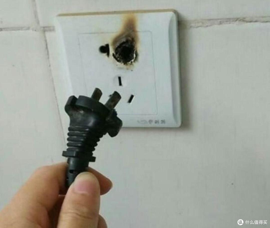 家庭电路老化检查与维护
