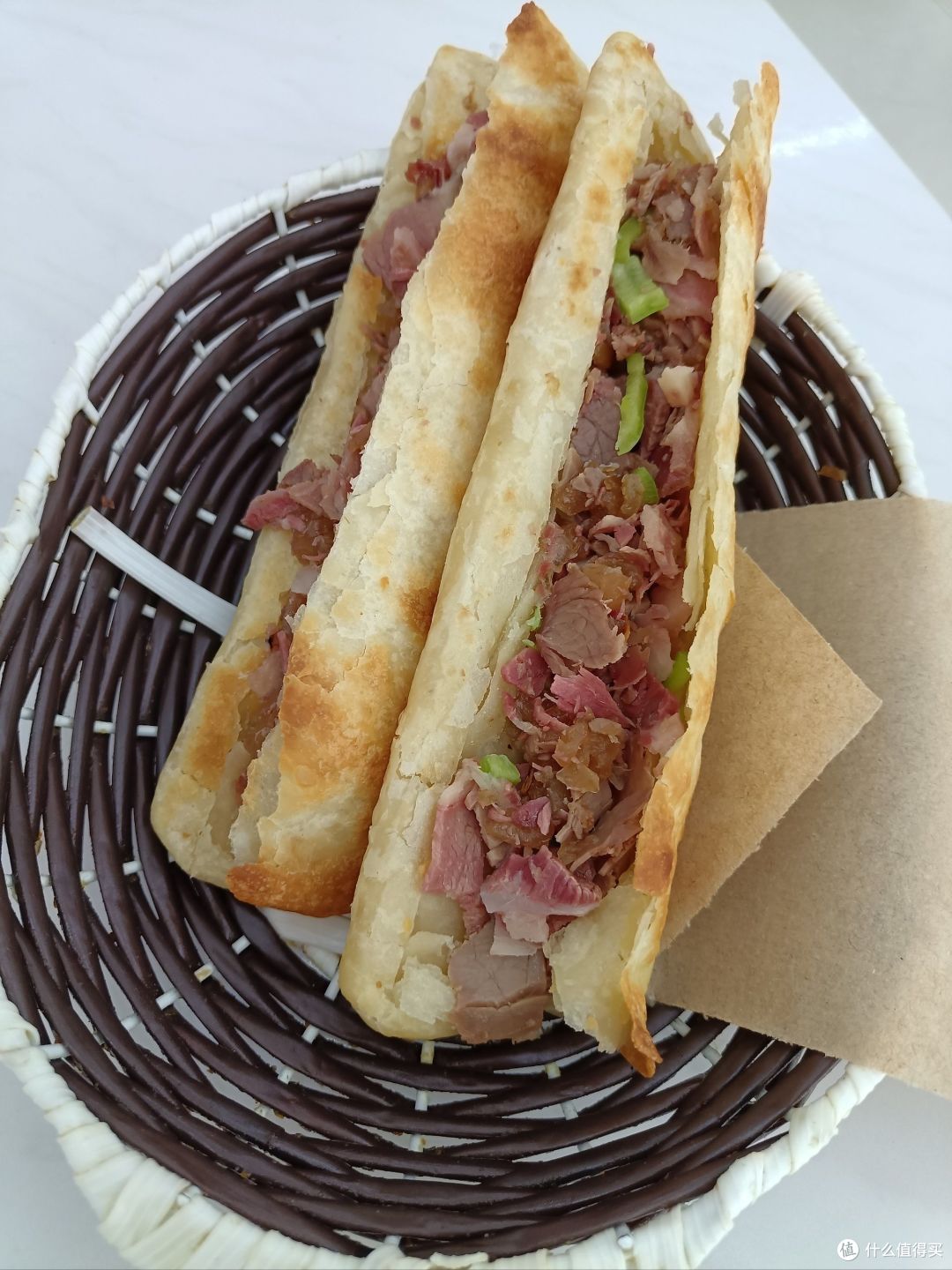 媲美肉夹馍的驴肉火烧,为何现如今没人吃了?3个原因想让人骂街