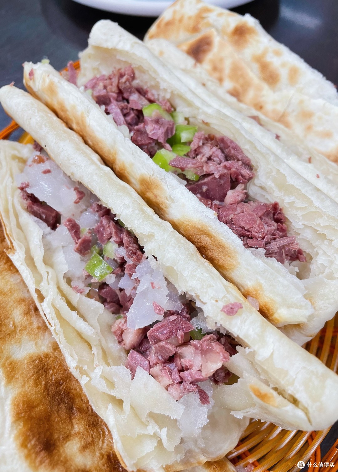 媲美肉夹馍的驴肉火烧,为何现如今没人吃了?3个原因想让人骂街