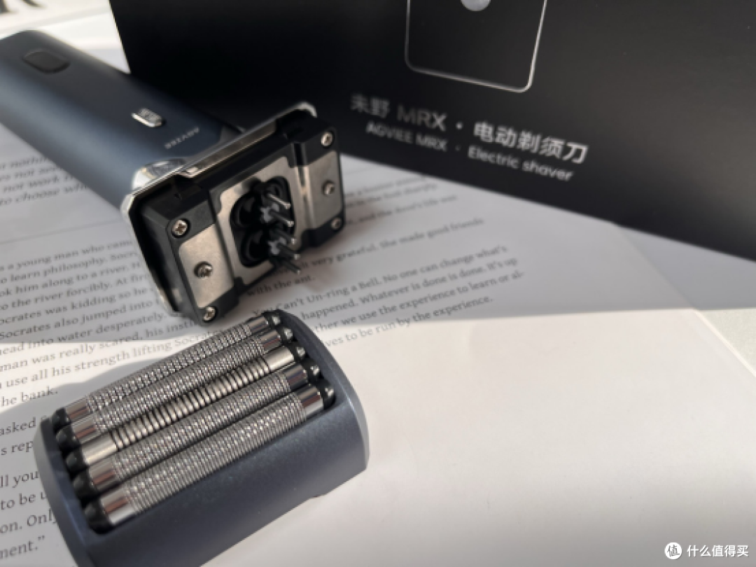 27000高转速快、净、零摩擦！未野MRX剃须刀测评：硬核五刀头性能