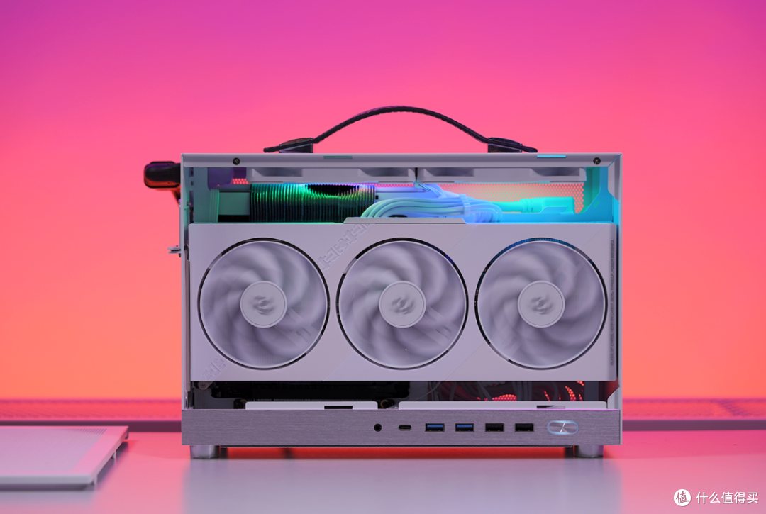 仅8.5L,可以提着走的ITX小钢炮,230F+5060Ti+闪鳞S300 Pro装机