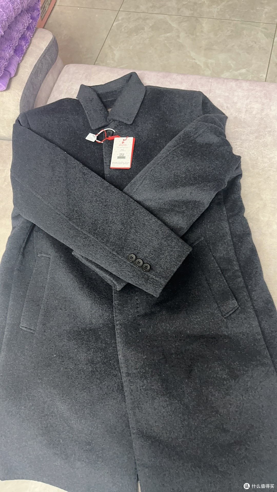 寒潮来袭:大衣与棉服的理性选择指南