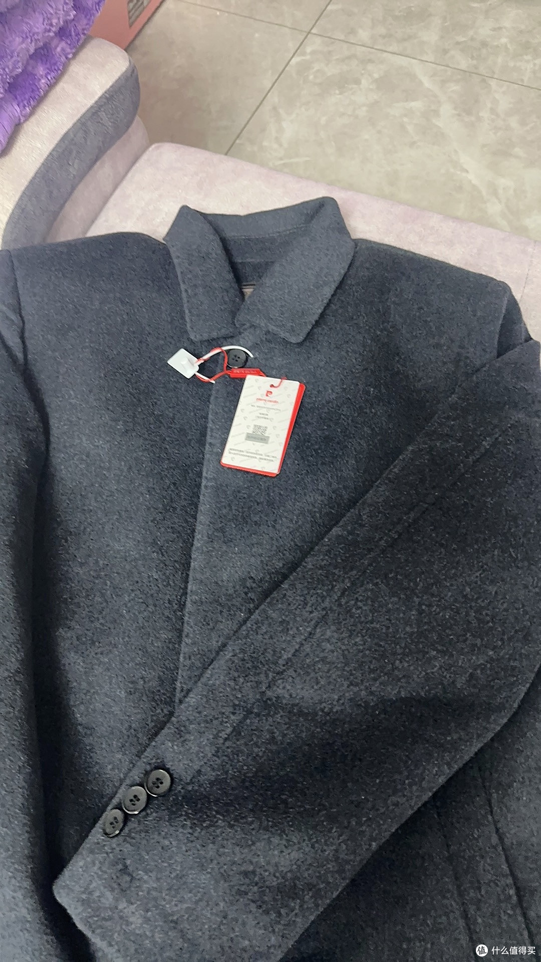 寒潮来袭:大衣与棉服的理性选择指南
