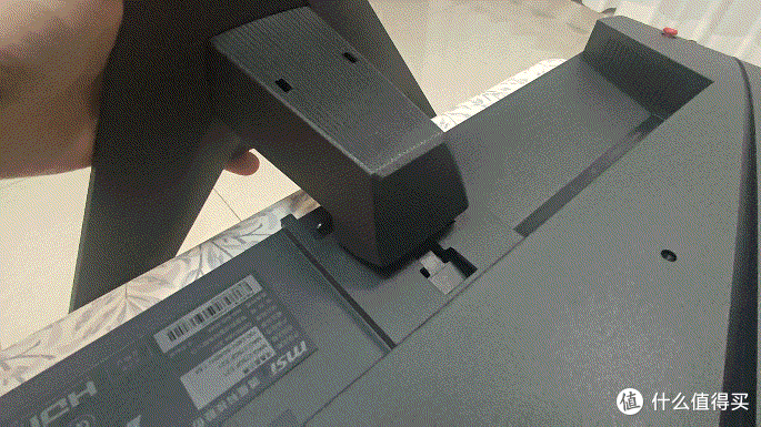 799就能买到210Hz,低蓝光,高色域的MSI微星MAG 275QF E21 黑刃