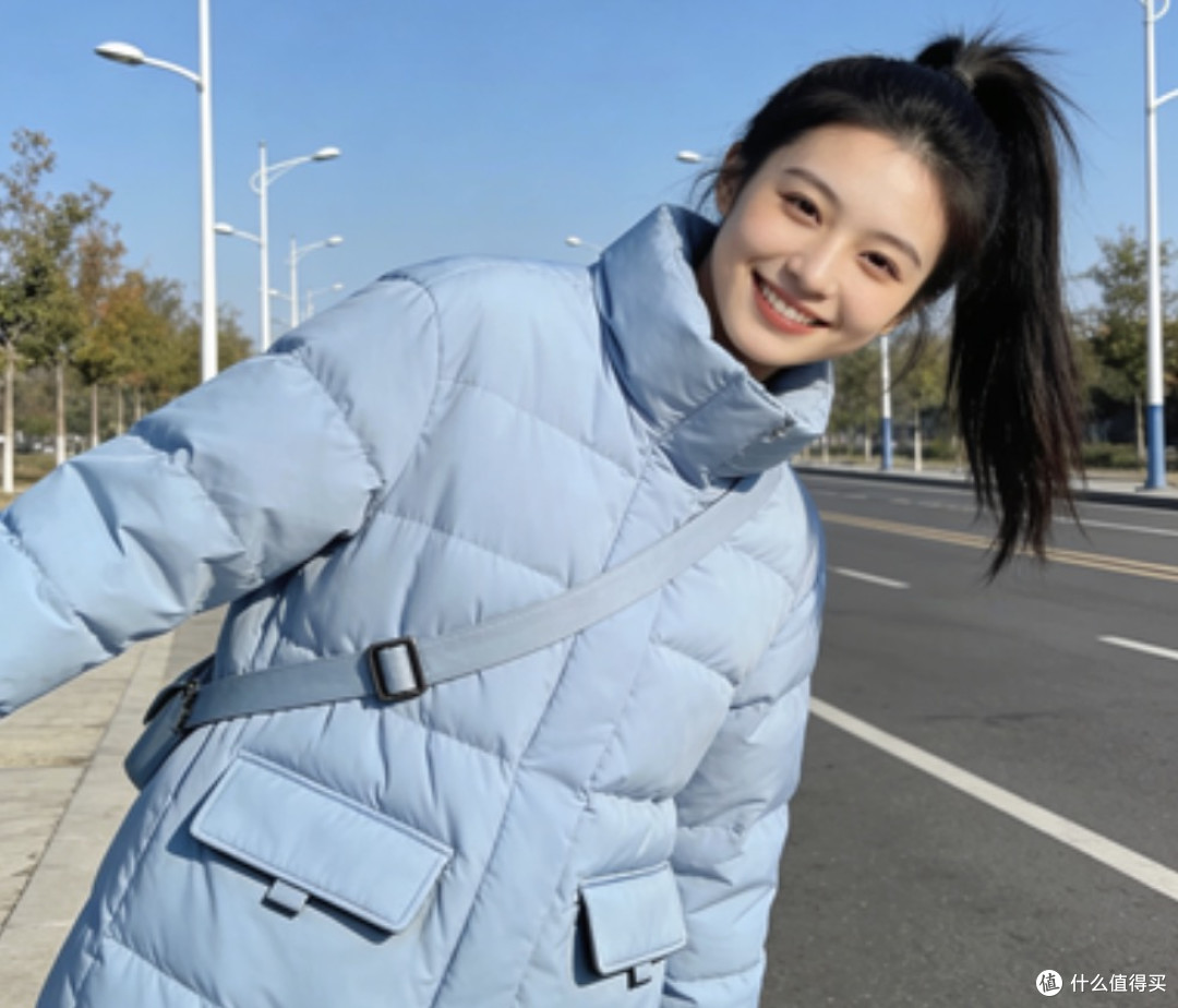 买羽绒服最好选过腰的:注意,这样穿羽绒服可能越穿越冷!