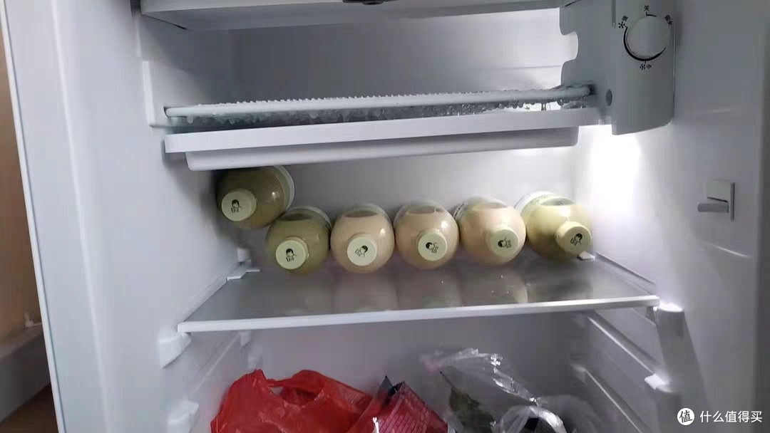 霸王茶姬“手打奶茶”争议:品牌信任危机下的营销反思