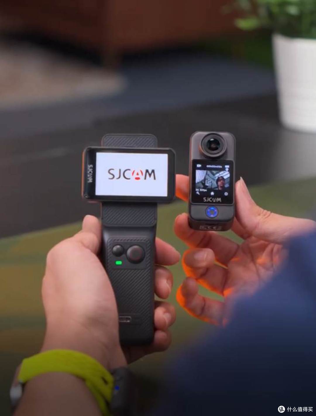 一机顶三台？速影SJCAM C400运动相机的模块化，创新还实用！