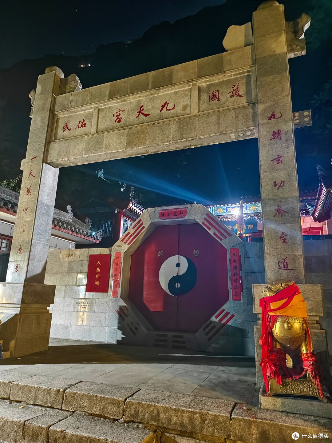 华山旅游:险峰古韵之旅