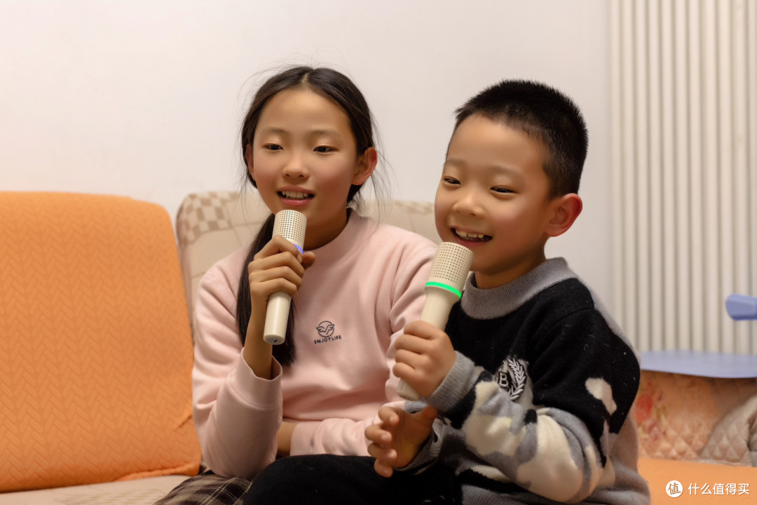 得胜H2小哑铃音箱,让孩子放下手机变身家庭歌唱家