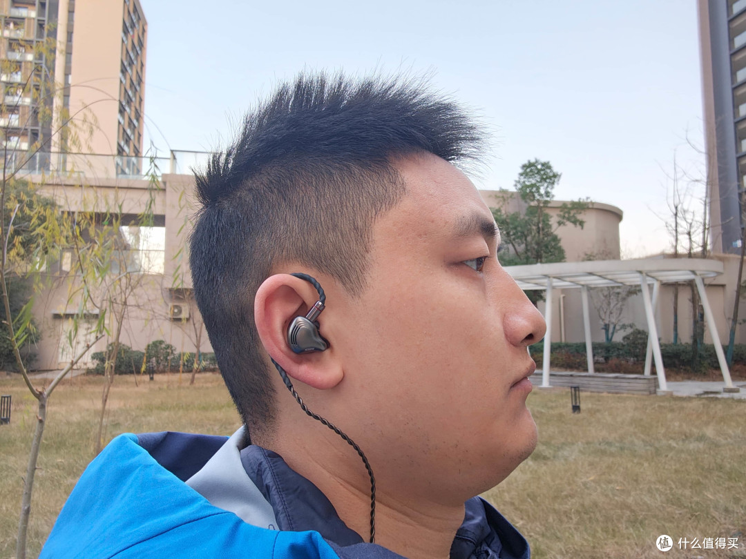 百元耳机中的声学黑马：西圣HiFi1深度体验报告