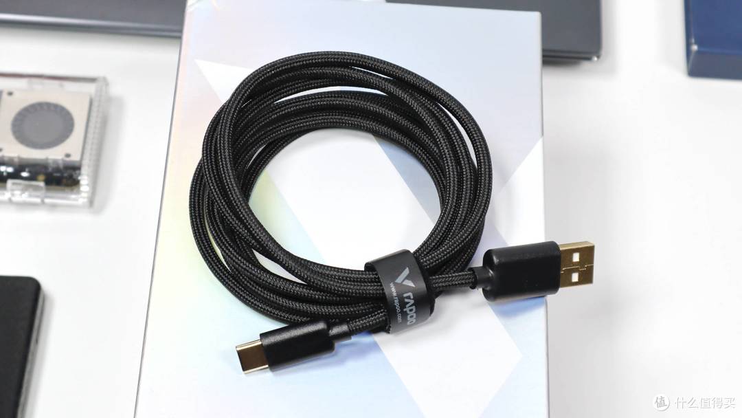 长续航无线电竞双雄:雷柏VT9 MAX鼠标与V700DIY-98机械键盘简评