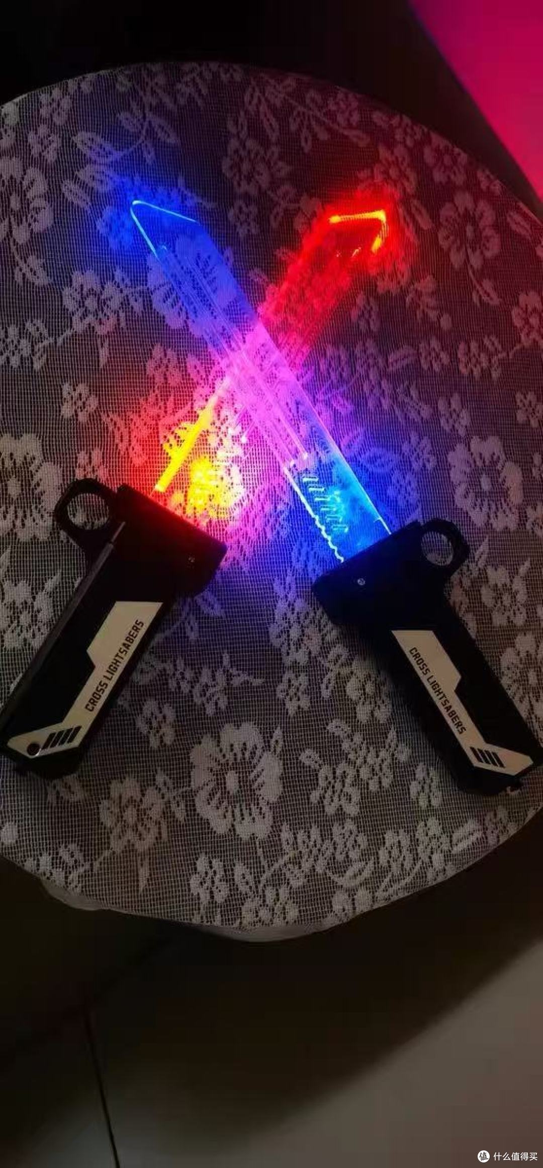 新年送礼天花板！死侍同款发光双刀流玩具，哪个男孩能拒绝啊✨