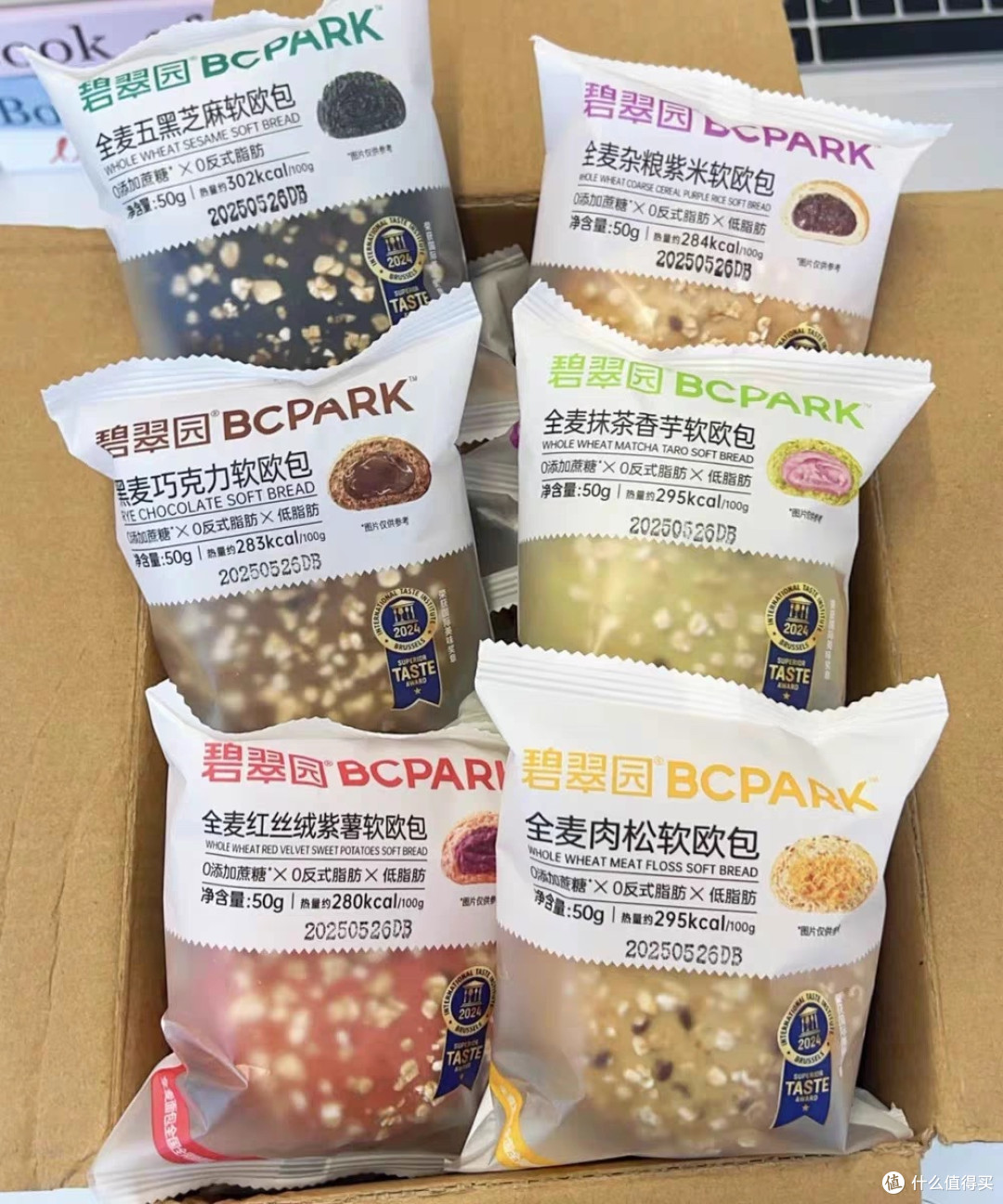 东北美食以其豪迈的分量和浓郁的风味闻名遐迩,