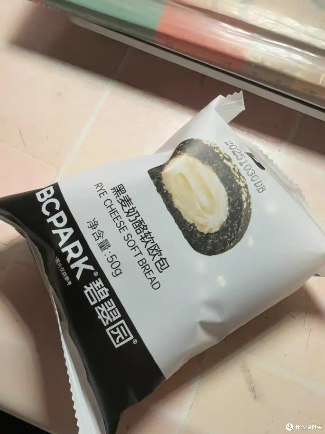 东北美食以其豪迈的分量和浓郁的风味闻名遐迩,