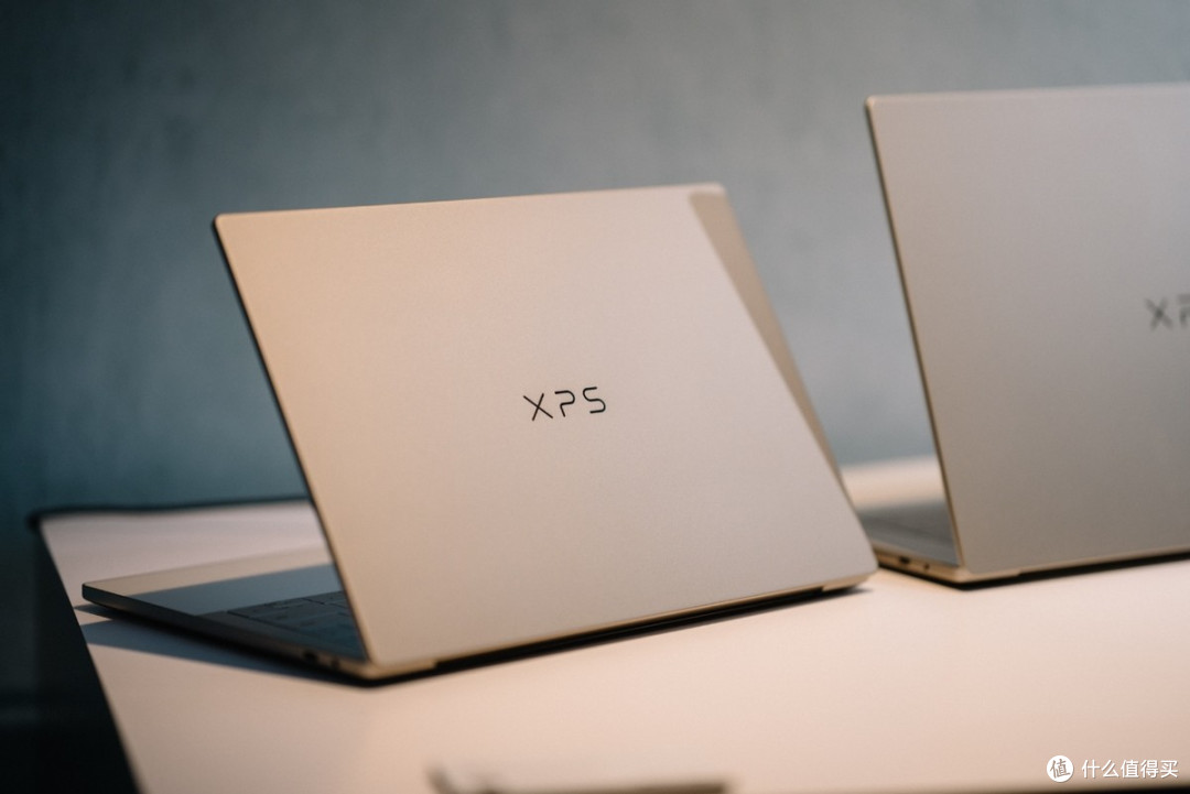 戴尔XPS 14亮相CES2026,酷睿Ultra加持,重量更轻,续航更长