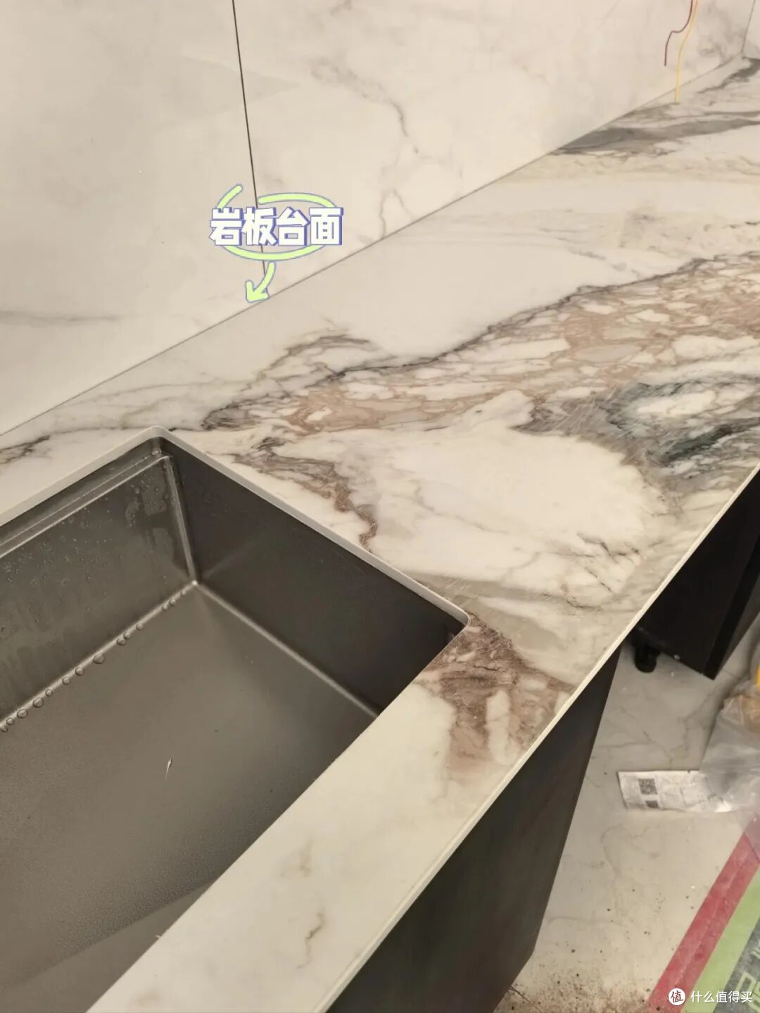 把石英石台面换成岩板、不锈钢？千万别上当，会后悔！