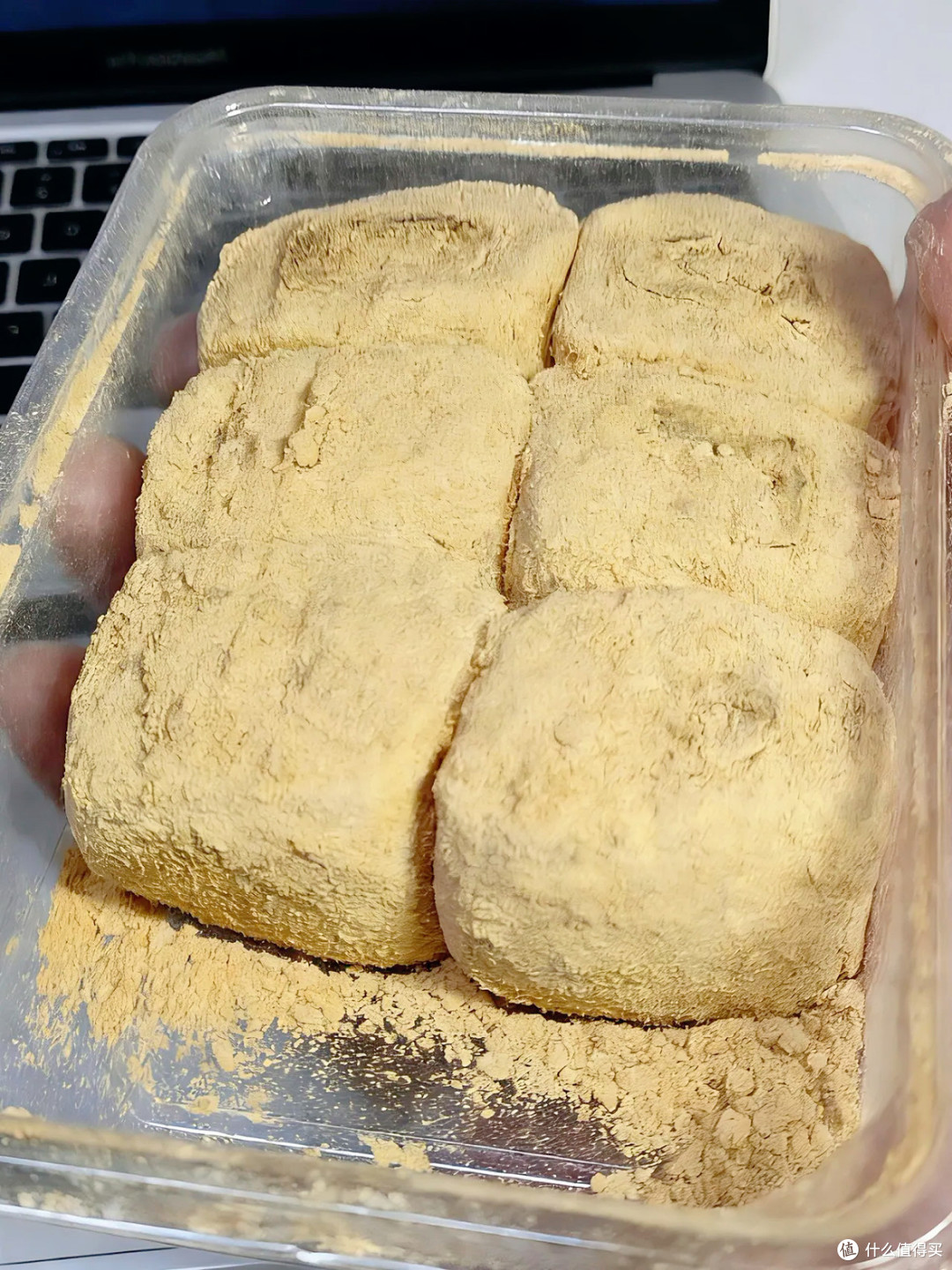 今年最让我跺脚的甜:这驴打滚,是工位摸鱼时的“救命甜”