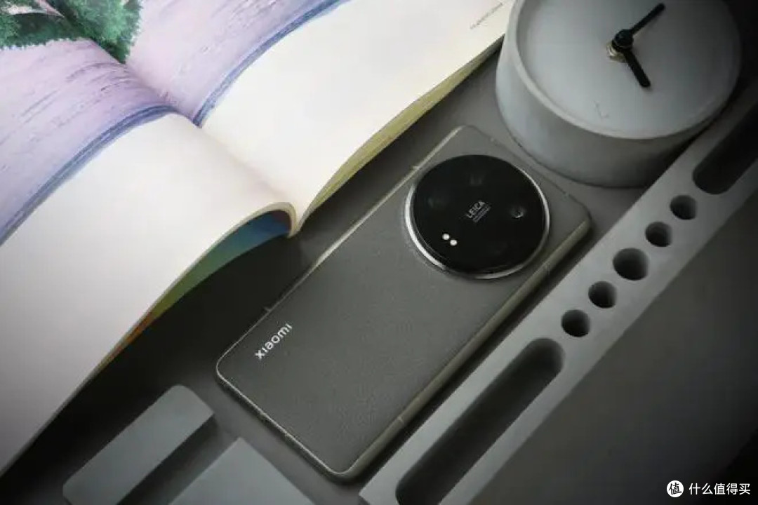 小米坚决清仓,16GB+1TB跳水3800元,顶配版旗舰降至“谷底价”