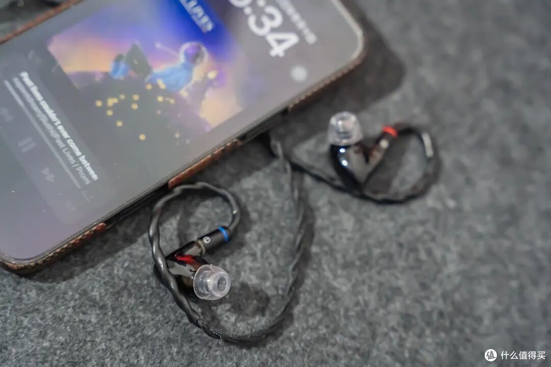 iPhone音频新外挂到手!磁吸双模+独立供电,这次有点东西