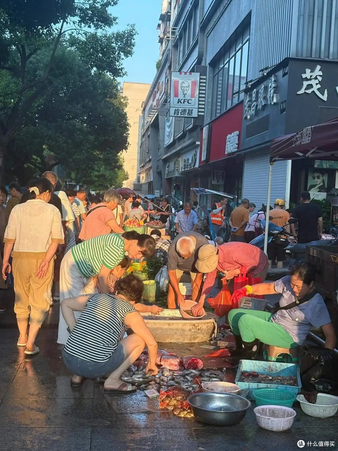 买房可别靠近这6处,妥妥“穷人房”,不好住也不好卖,太坑了!