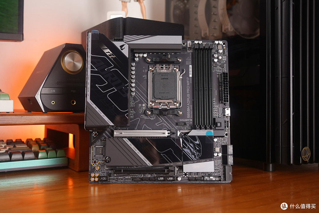 中端热门板,技嘉B850M AORUS PRO WIFI7电竞雕开箱分享