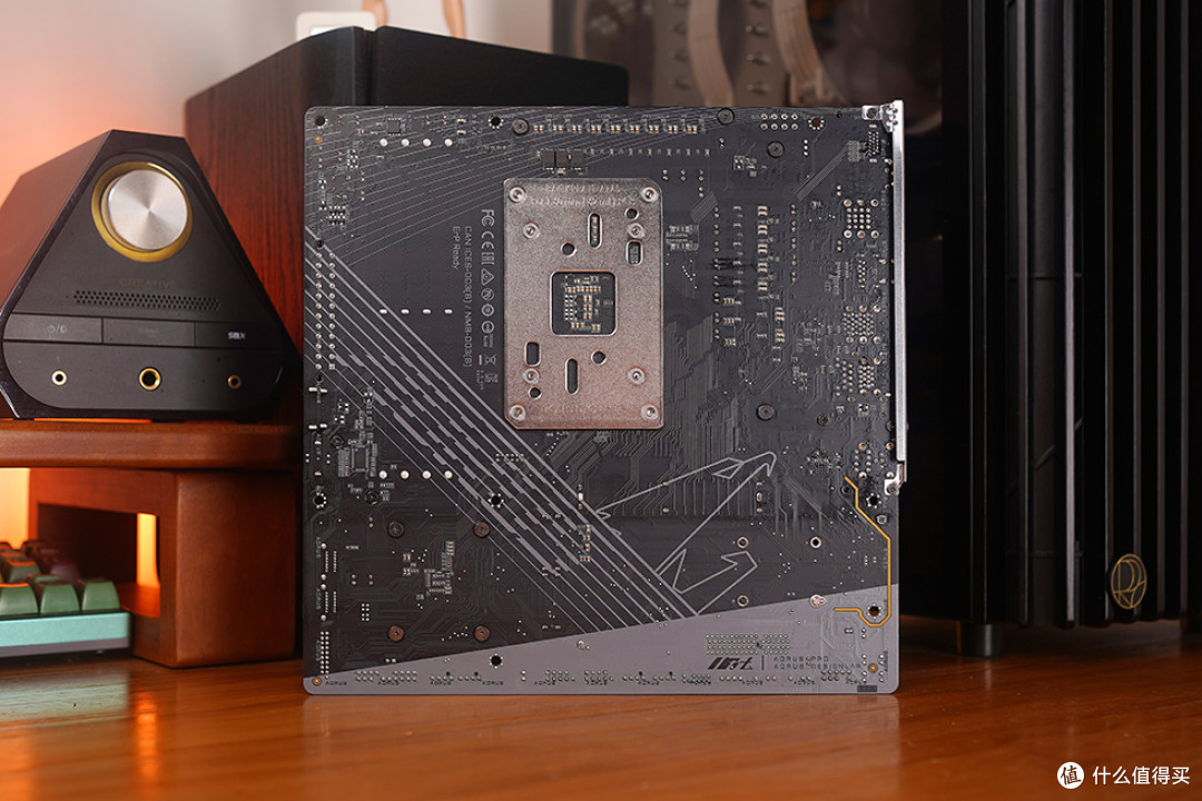 中端热门板,技嘉B850M AORUS PRO WIFI7电竞雕开箱分享