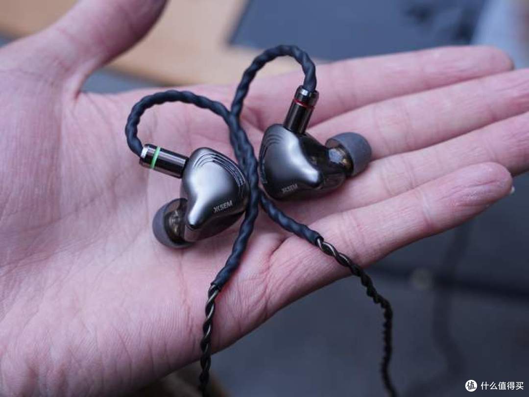 169 元的西圣 HiFi 1,用了两周后我开始怀疑百元耳机的上限