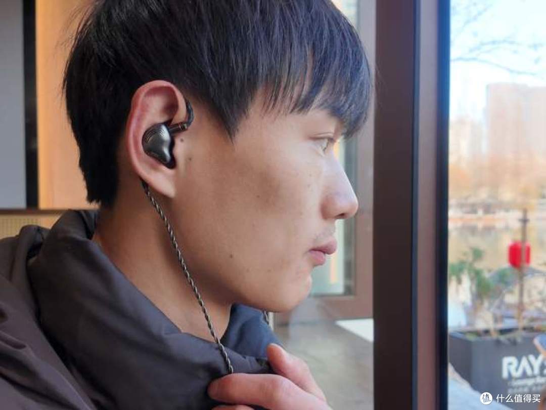 169 元的西圣 HiFi 1,用了两周后我开始怀疑百元耳机的上限
