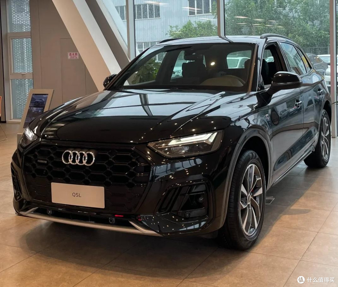 实车大比拼!全新XC70对上奥迪Q5L,30万预算该选谁?