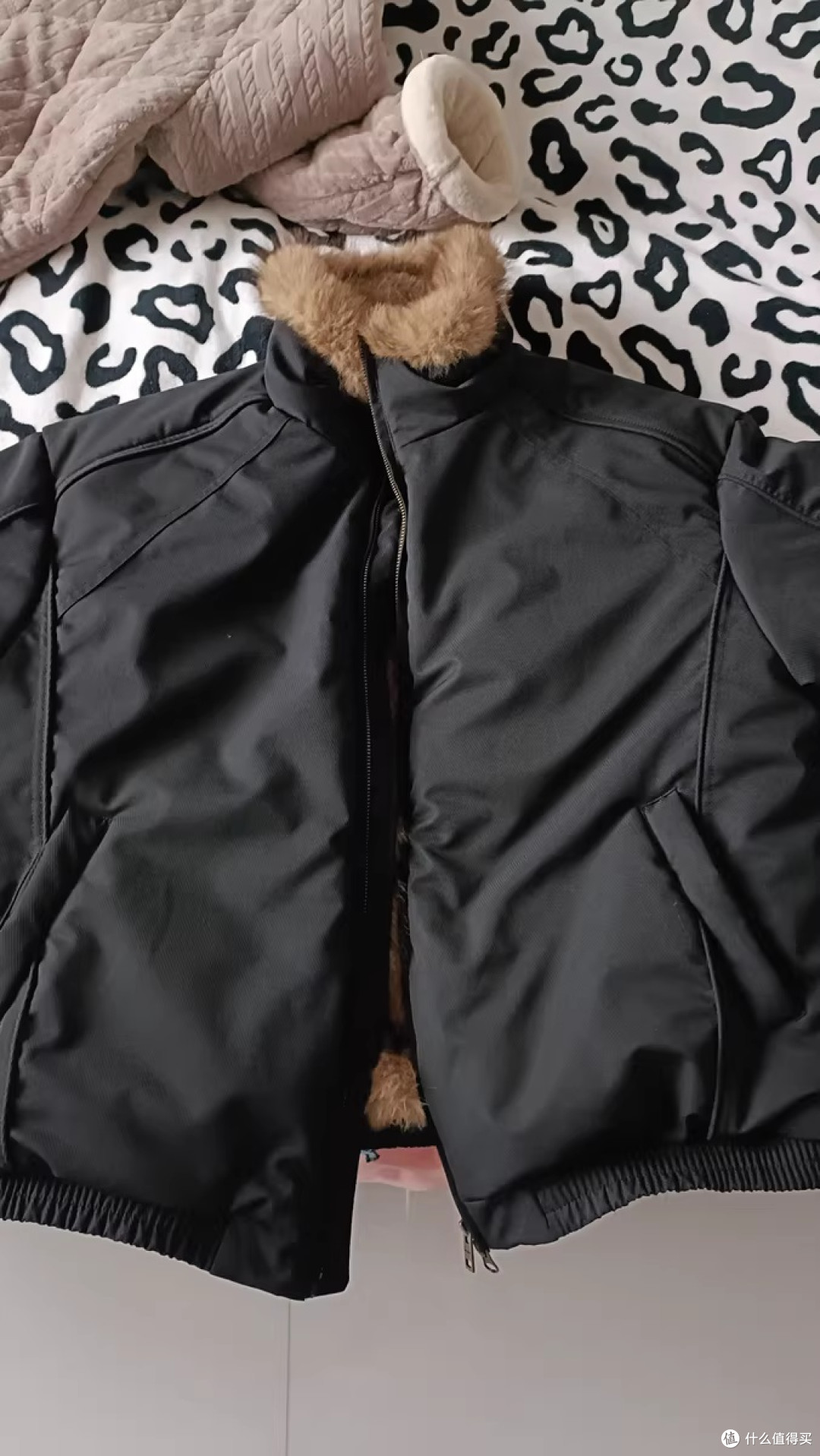 2025秋冬大衣与棉服的较量