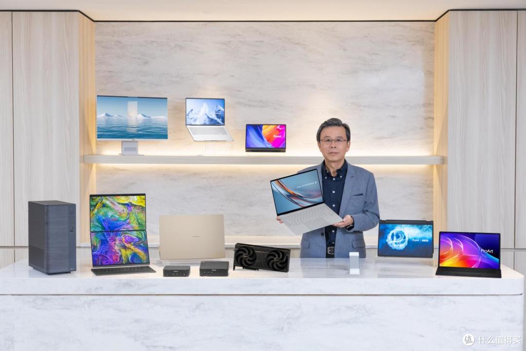 AI革新数字生活！华硕全新AI PC阵容重磅登陆CES 2026