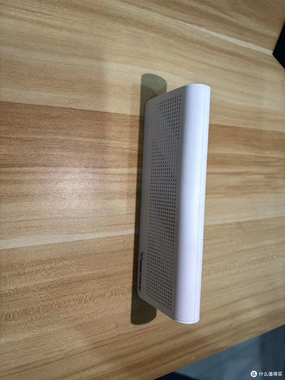 某鱼！奇葩N100处理器小主机，这设计部门！肯定是达文西老师