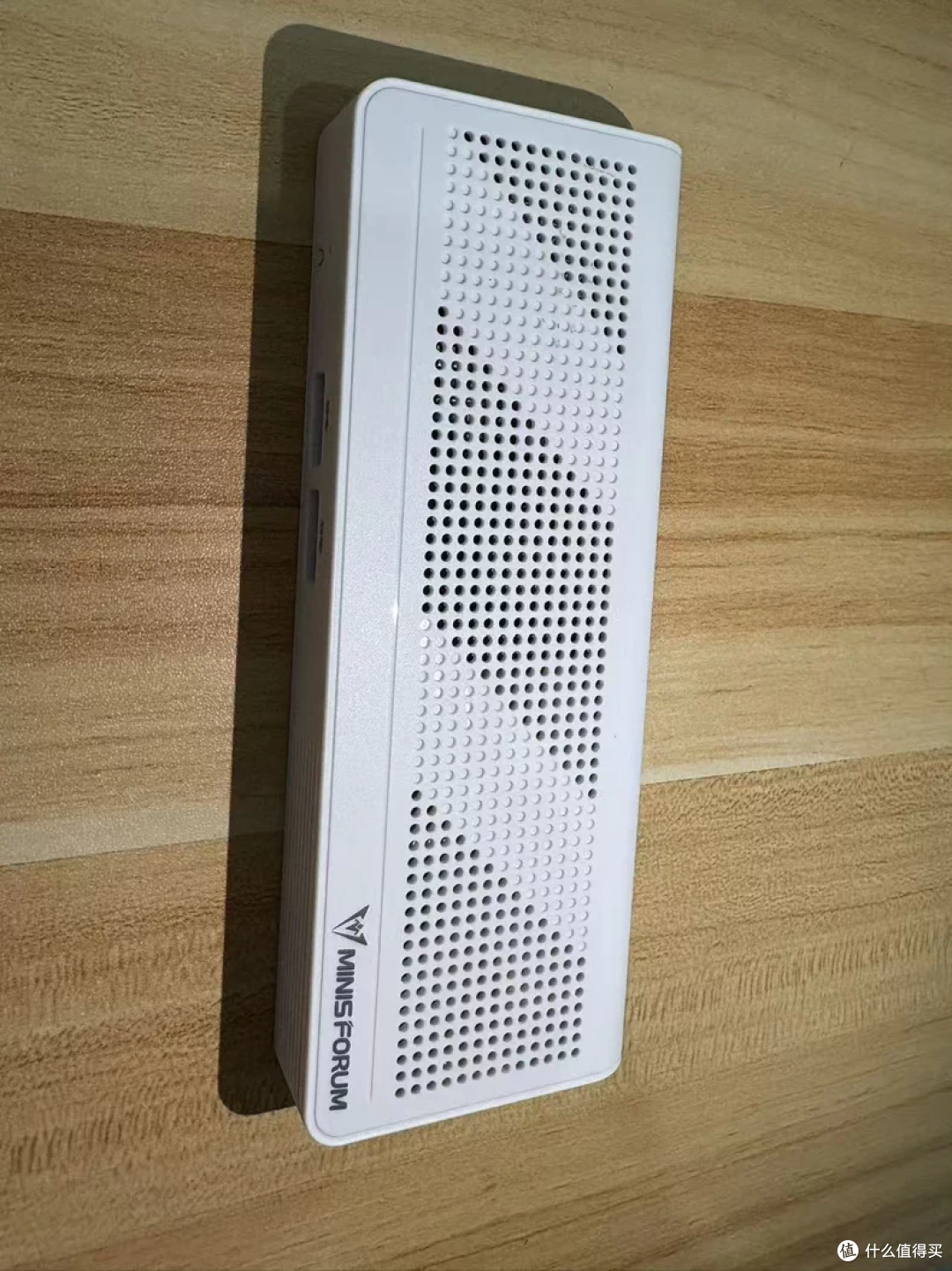 某鱼！奇葩N100处理器小主机，这设计部门！肯定是达文西老师