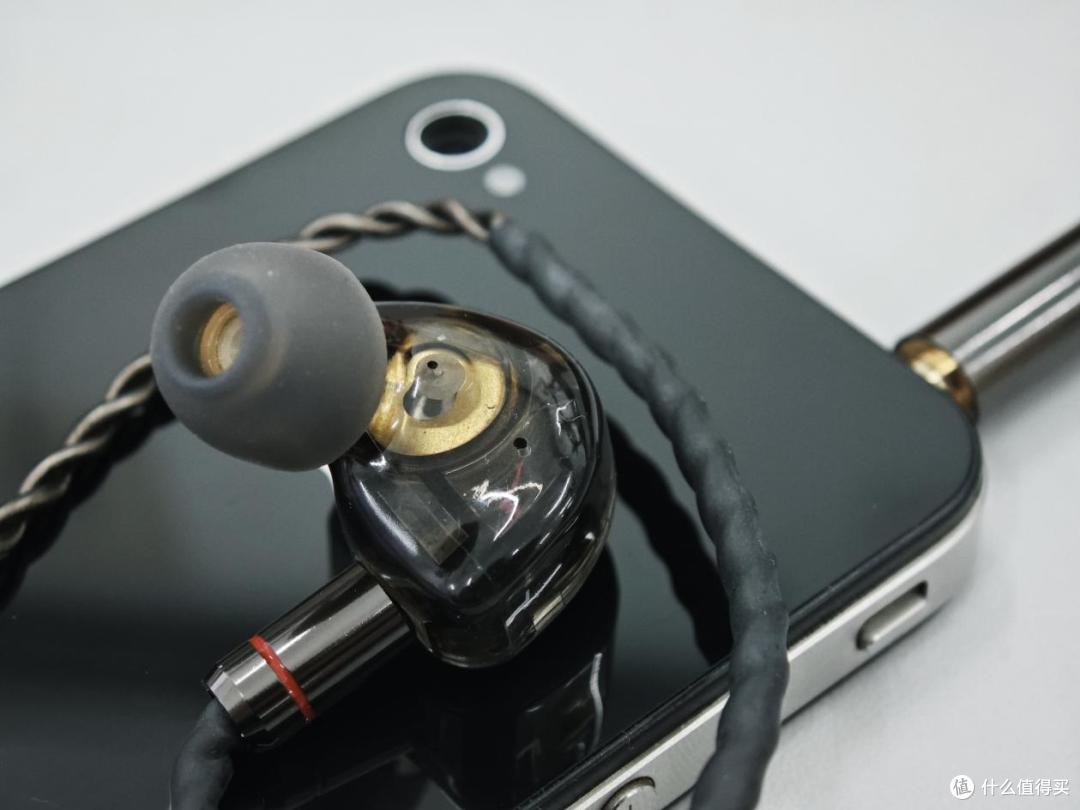 百元封神?西圣 Hifi 有线耳机:可能是年度最卷的声学怪物