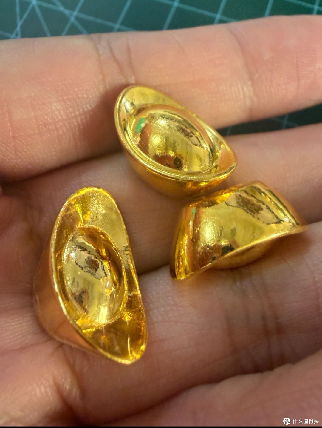 贵金属配置:黄金与白银互补策略