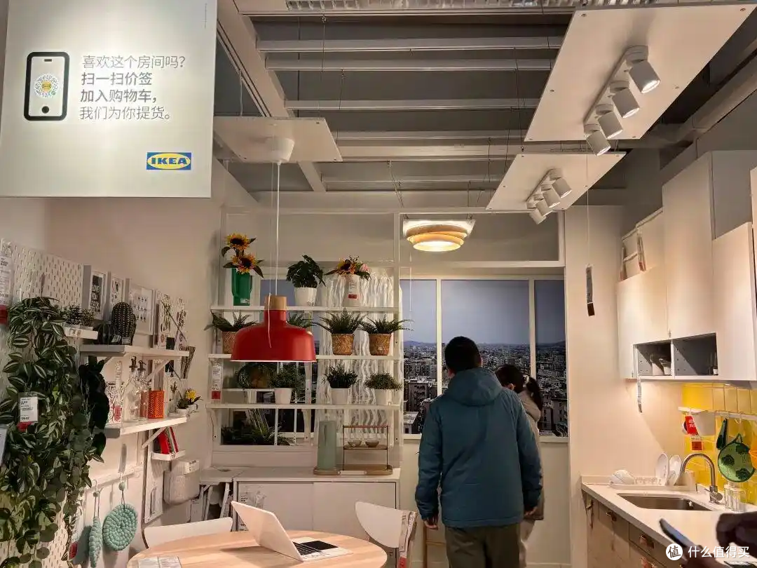 宜家 7 家店闭店引疯抢，连工作电脑都被盯上？工作人员急贴提示