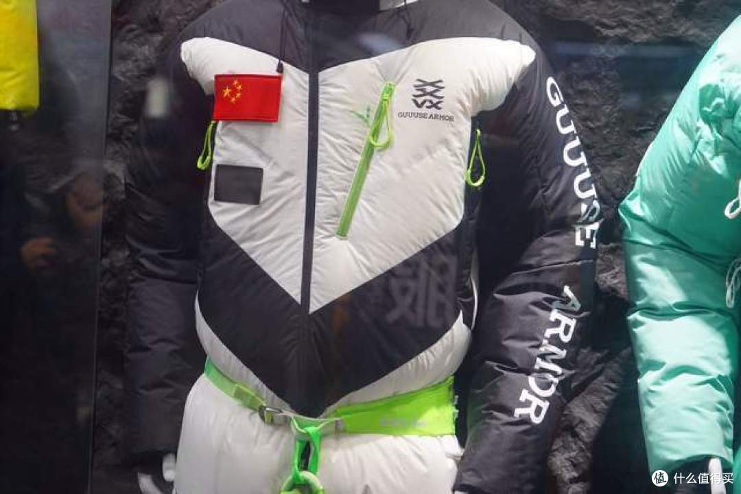 鹅铠甲，顶峰见！ISPO2026探店天石，国产户外装备硬核实力藏不住