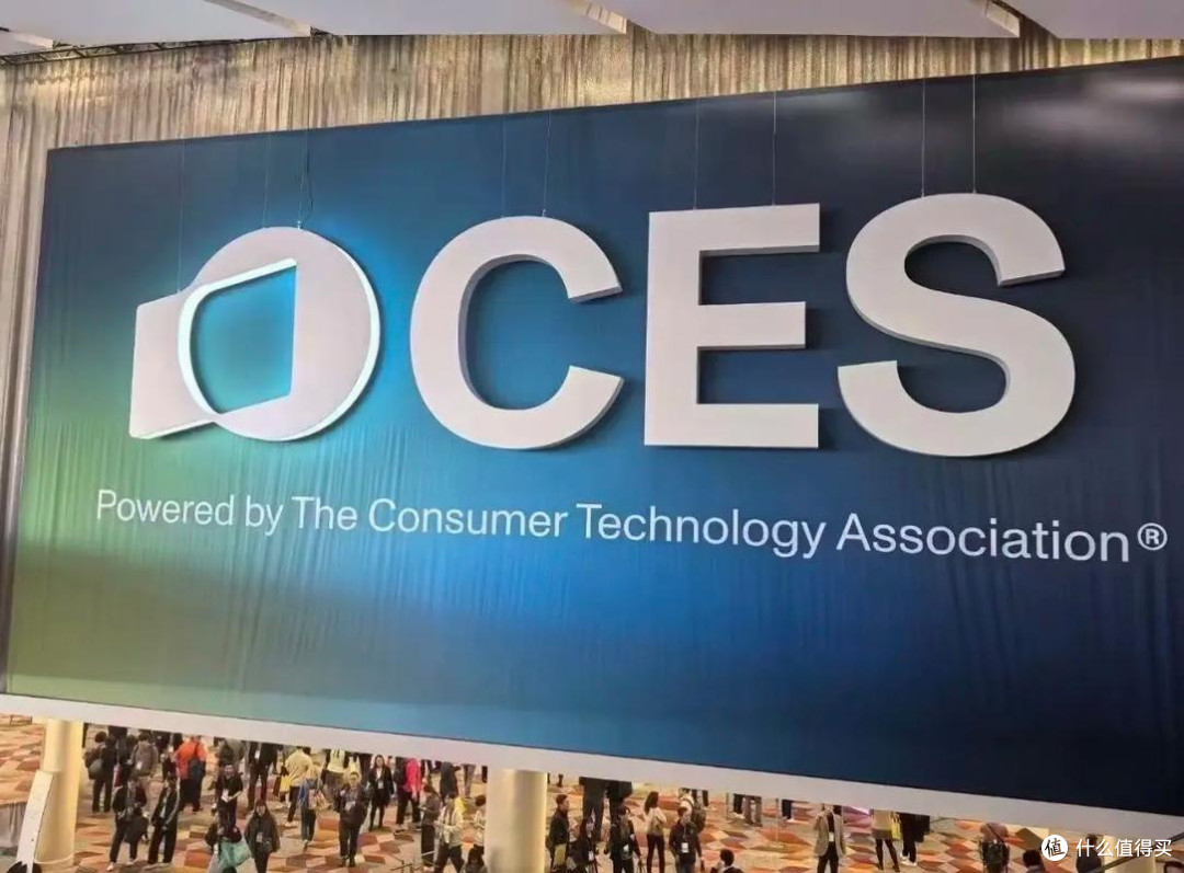 屏显革新:CES2026解锁AI交互新视界