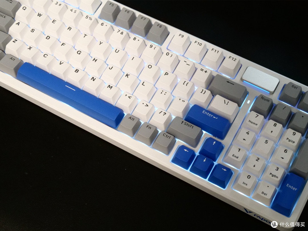 充一次电用三年?雷柏又有黑科技,VT9+V700DIY-98长续航版实测