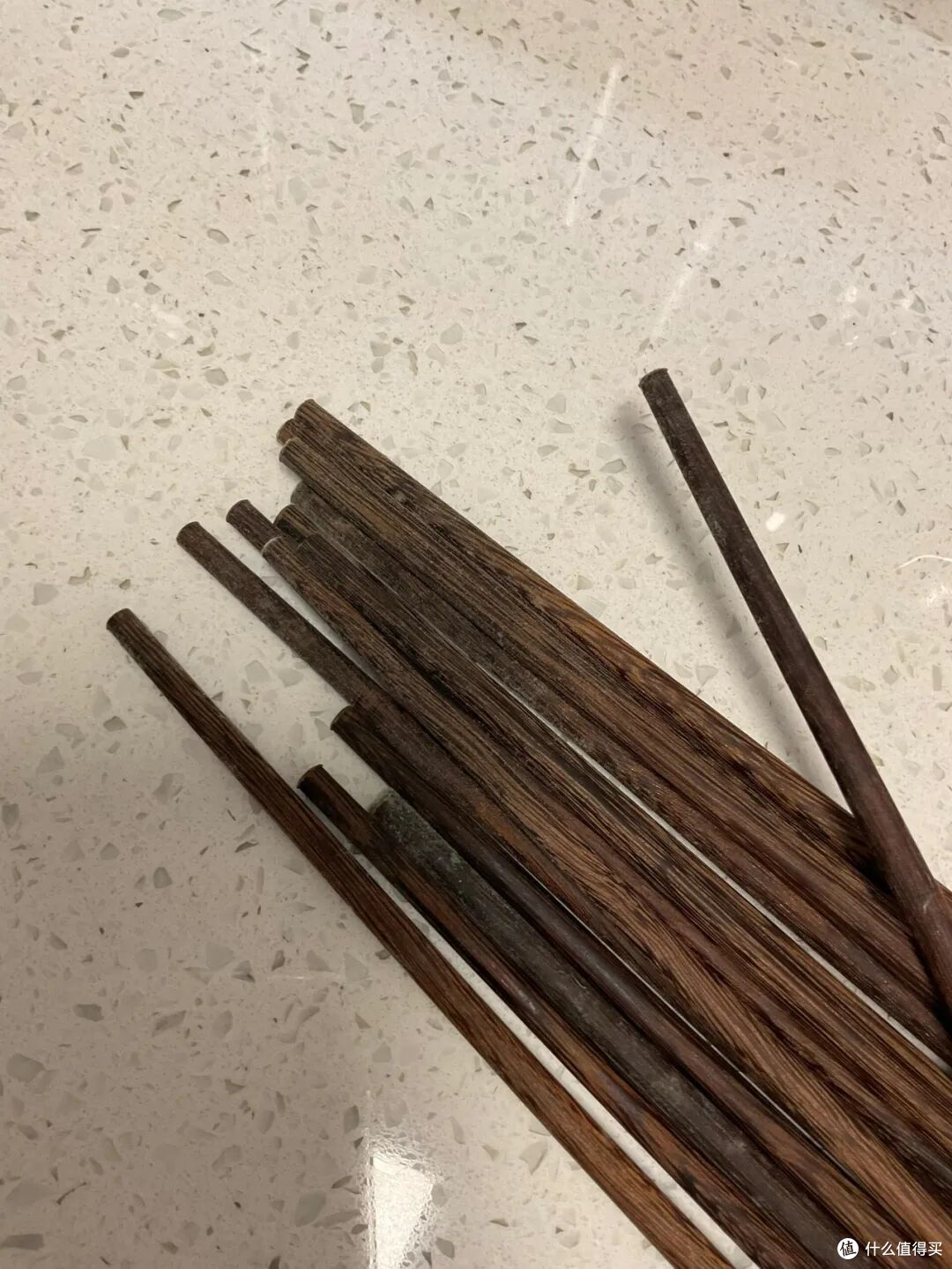 这7种家居用品，不用买贵的，一到年底，全得淘汰换新