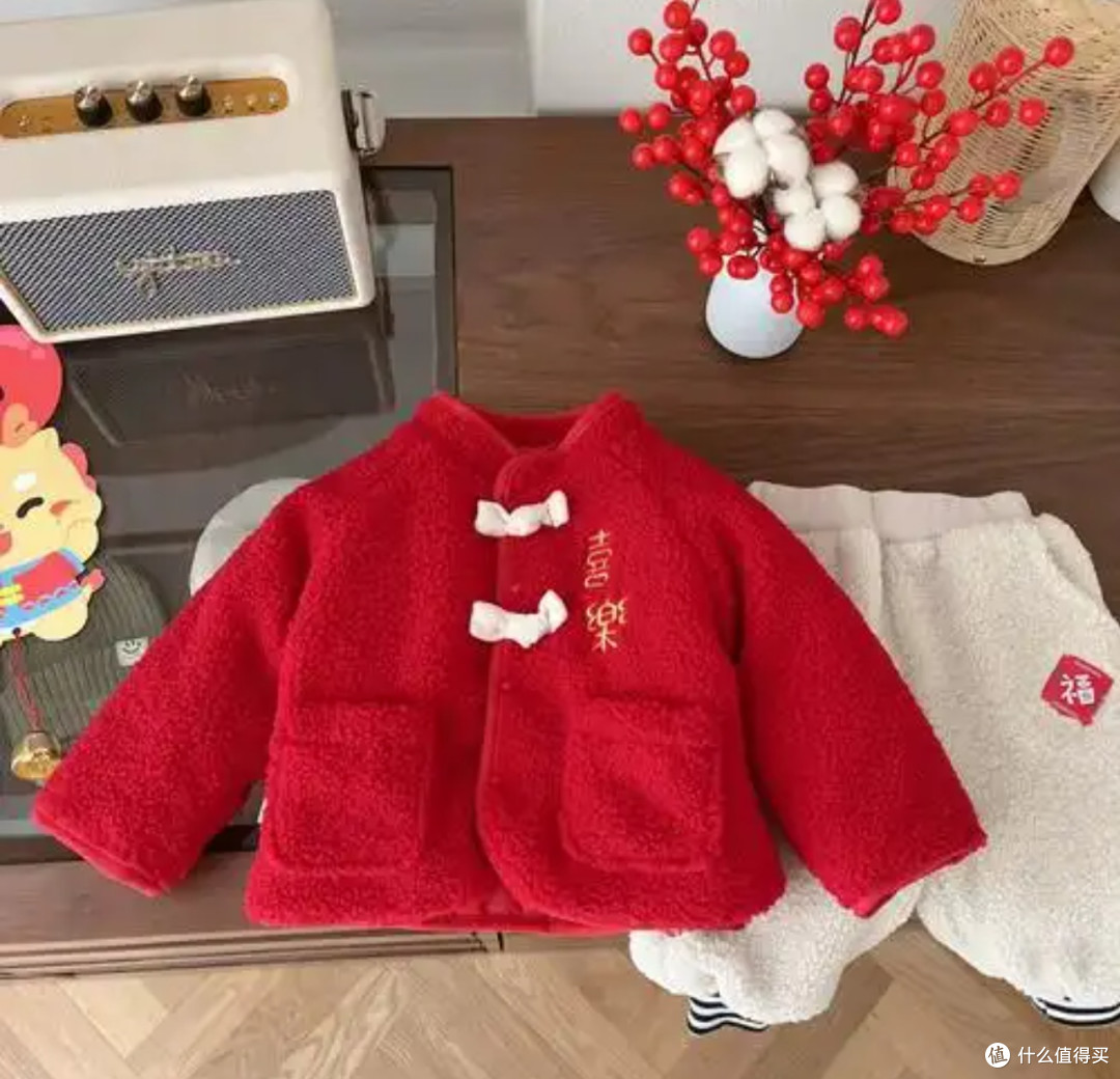 新年舒适焕新:给宝贝的暖心服饰穿搭指南