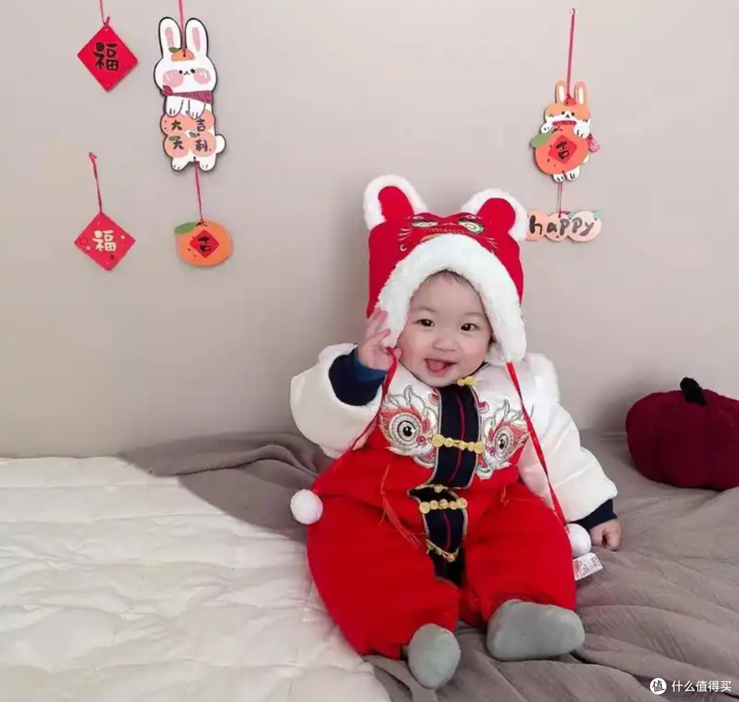新年舒适焕新:给宝贝的暖心服饰穿搭指南