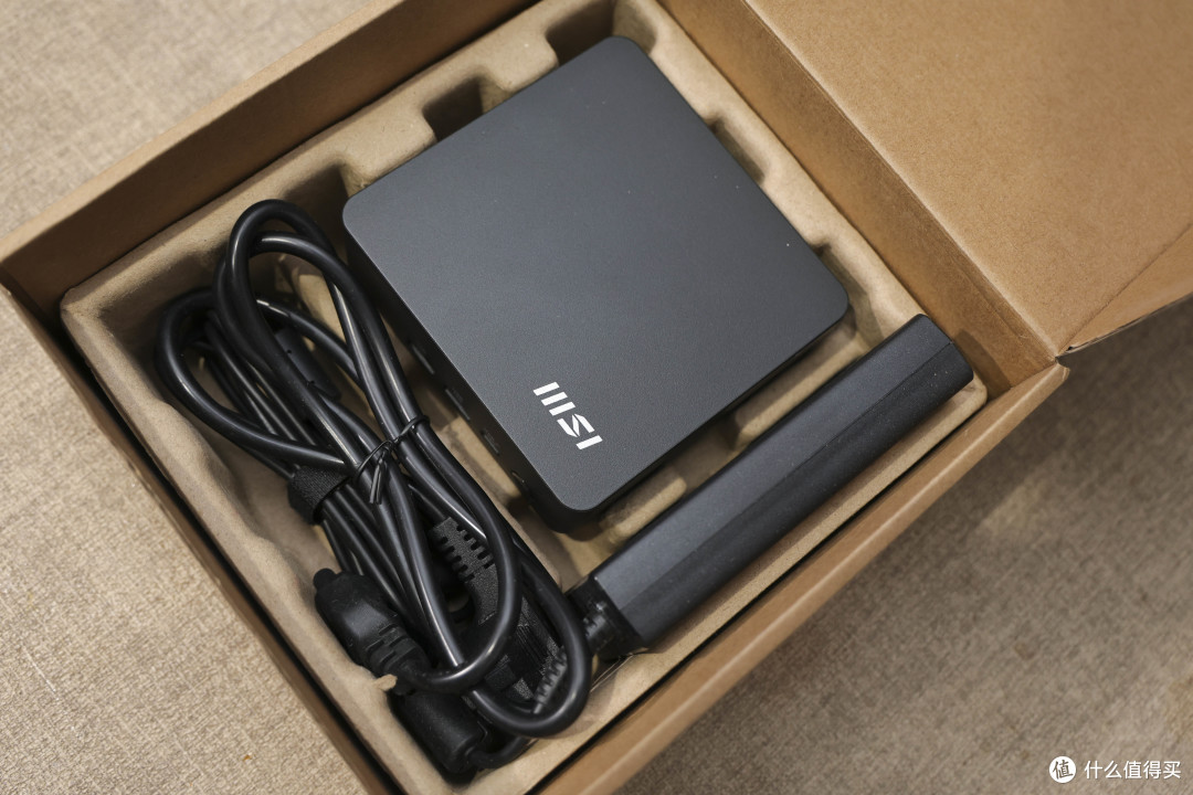 小巧易用的高性能迷你主机，微星Cubi NUC AI 1UM迷你电脑分享