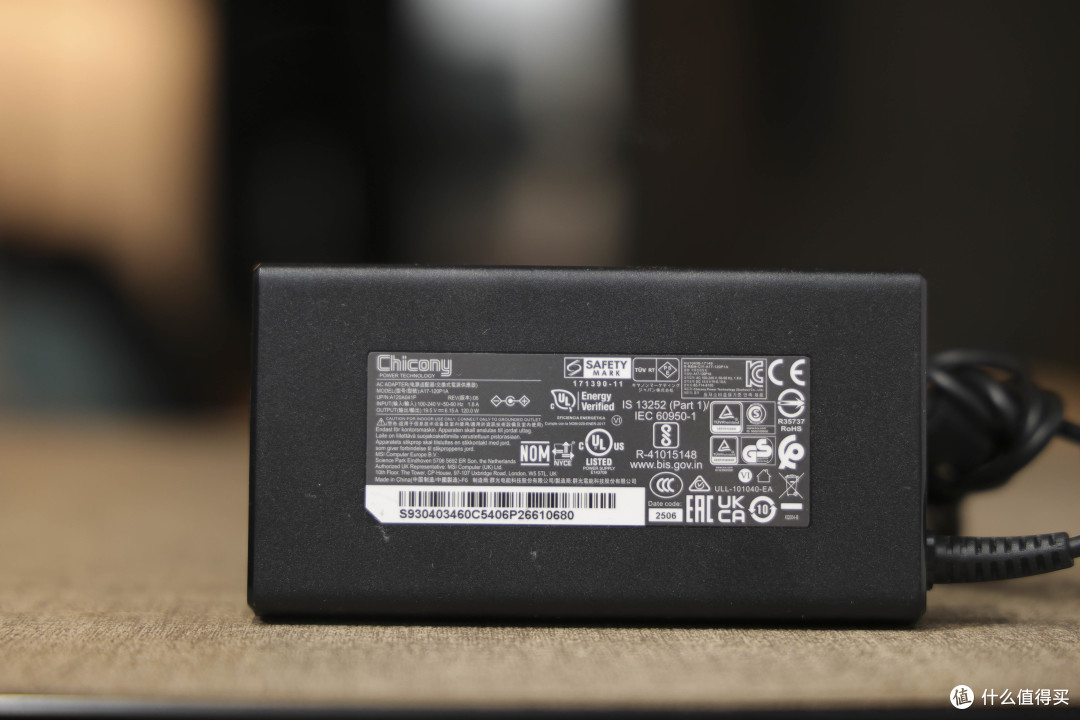 小巧易用的高性能迷你主机，微星Cubi NUC AI 1UM迷你电脑分享