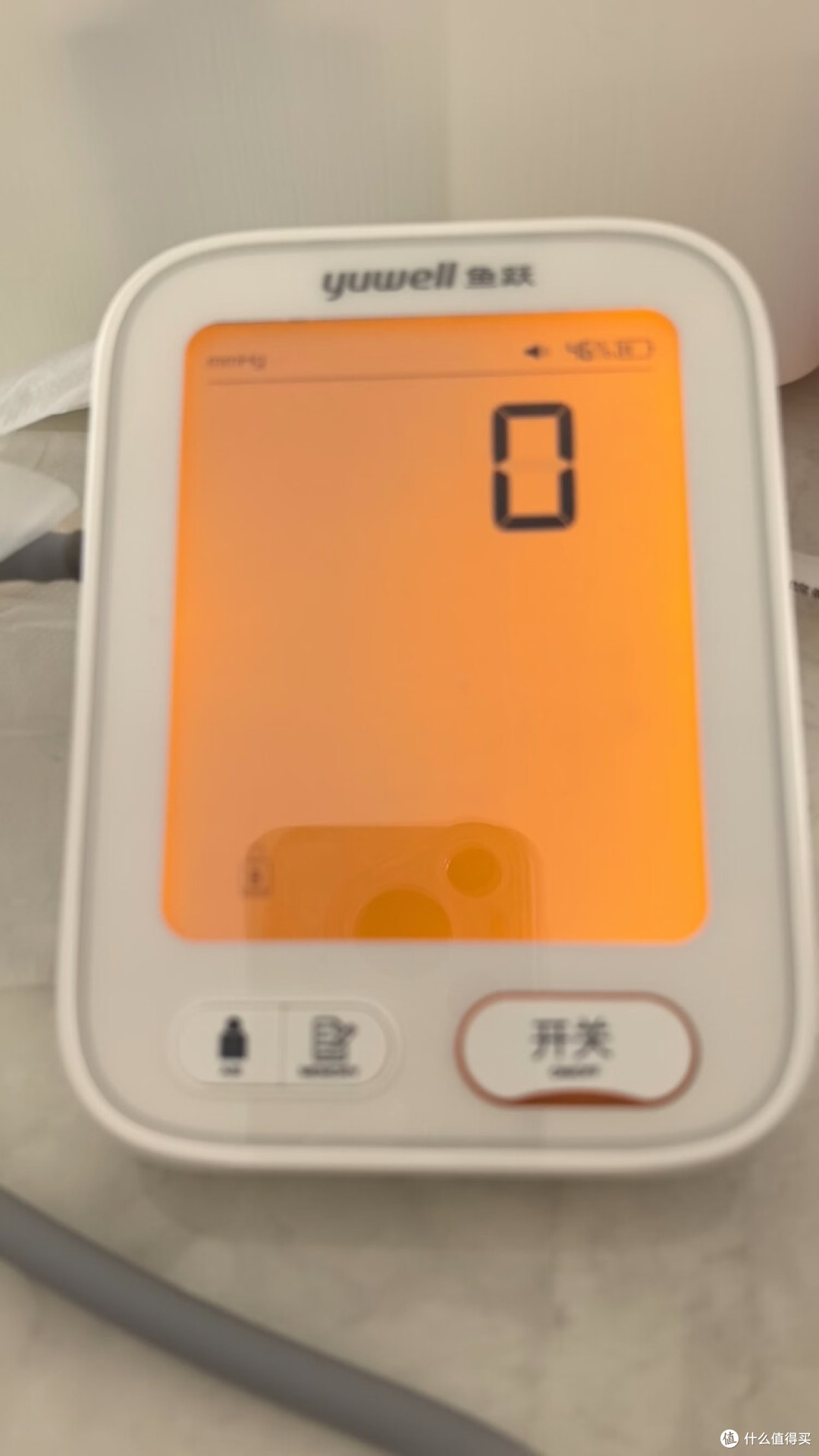 鱼跃YE680AR血压计:老人健康守护