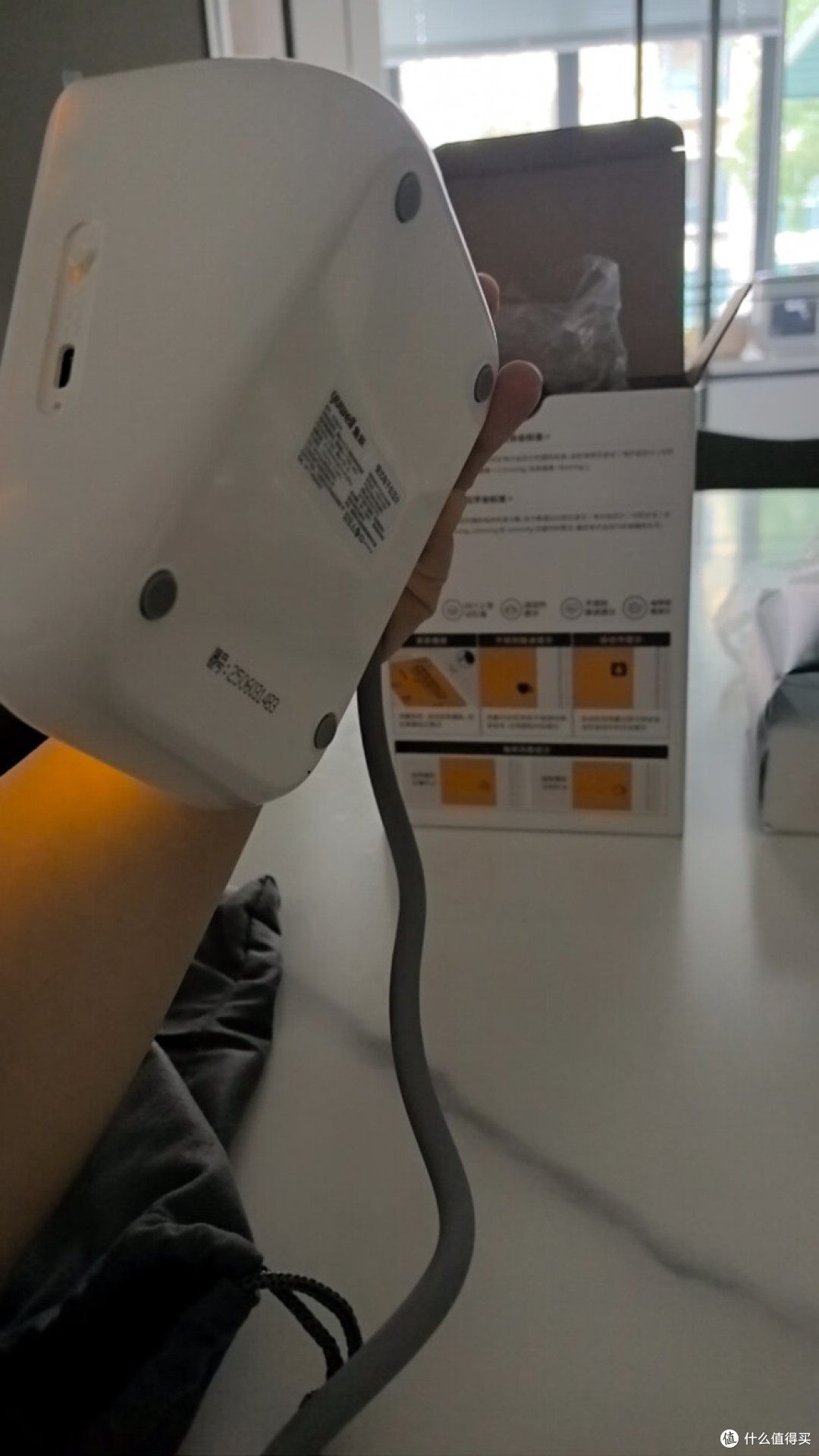 鱼跃YE680AR血压计:老人健康守护