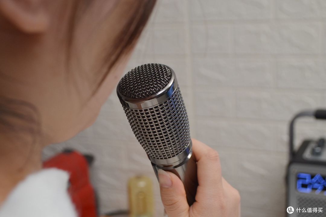 雅兰仕 K88 深度测评:提词清晰,音效堪比专业 KTV