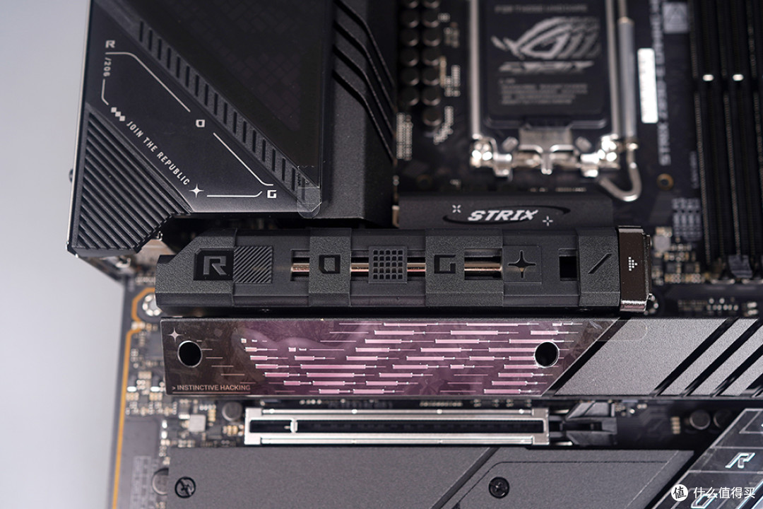 265K+STRIX Z890-E+RTX5070Ti+九州风神 CL600 机箱装机效果展示