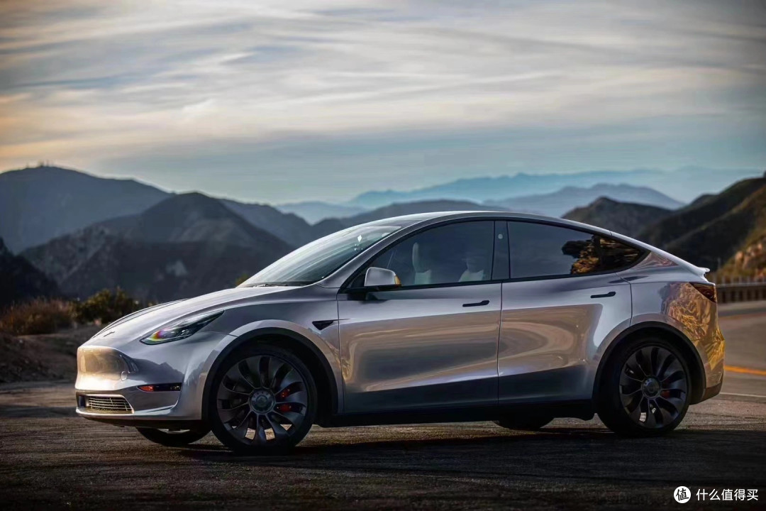 特斯拉Model Y:高端纯电SUV销量王者