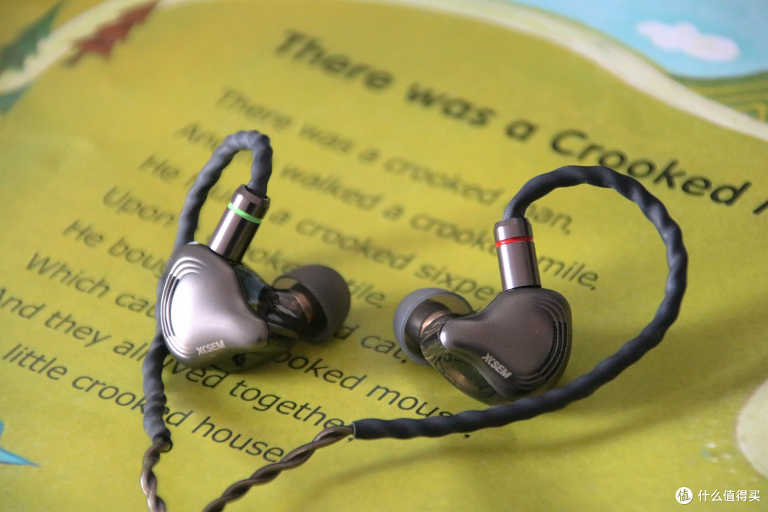 百元有线耳机卷王?西圣HIFI1评测:音质、佩戴、性价比全拉满